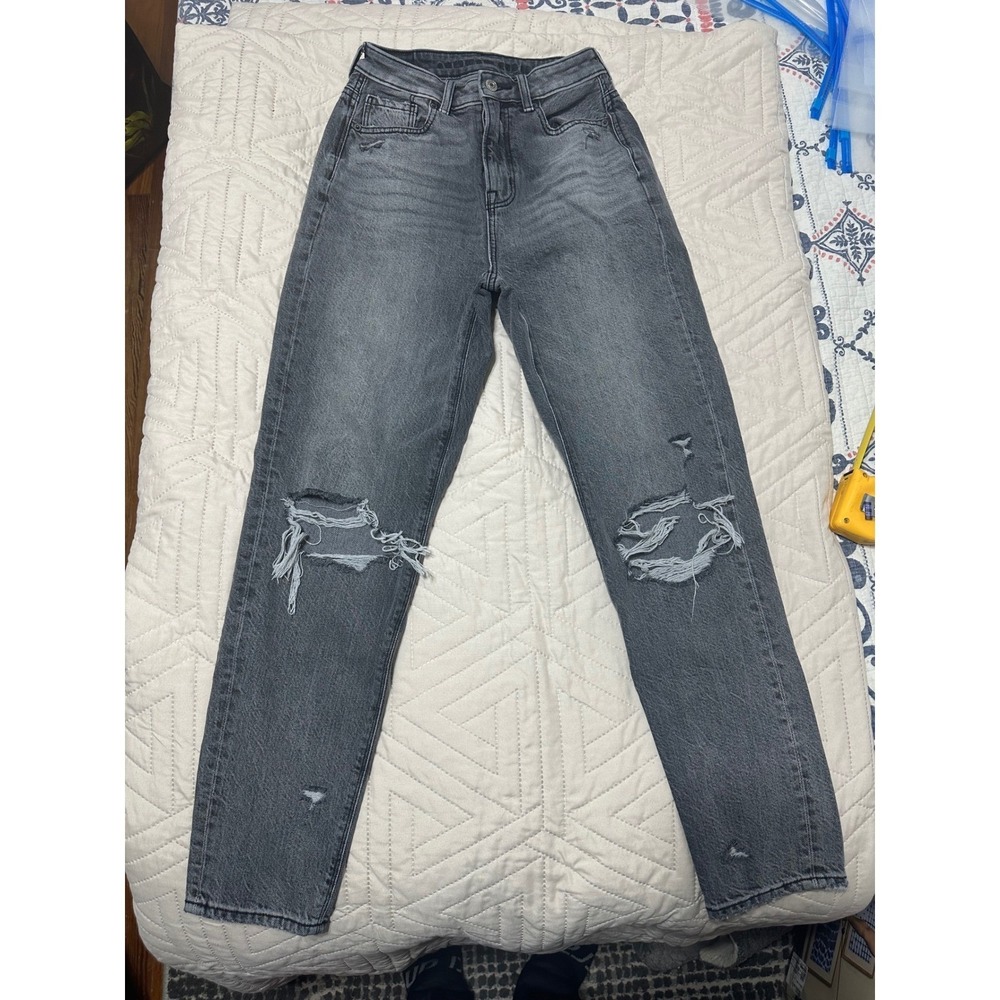 American Eagle Ripped Mom Jeans Faded Black High Rise Distressed Size 0 Regular